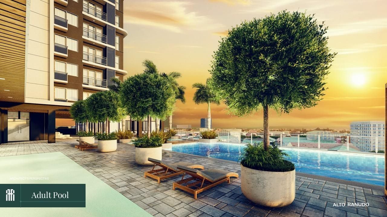 Adult pool